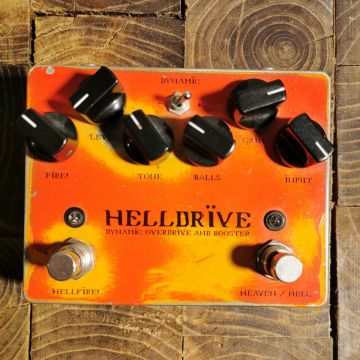 PEDALE CHITARRA ELETTRICA WEEHBO HELLDRIVE USATO