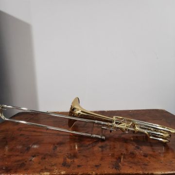 TROMBONE BASSO SCHILLER FRANKFURT GERMANY CON CUSTODIA USATO