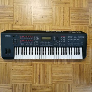 TASTIERA YAMAHA MOX6 USATO