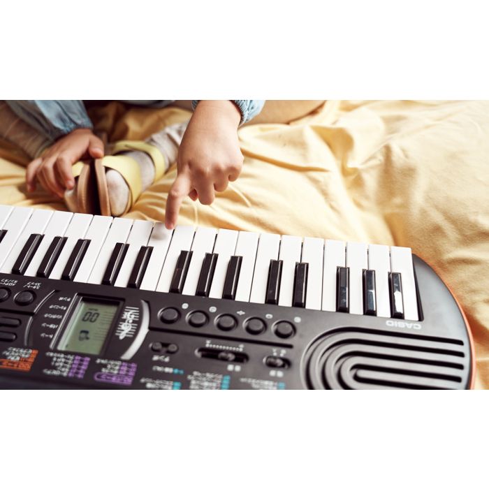 CASIO SA-77 - Mini Tastiera 44 Tasti - Base Grigia 